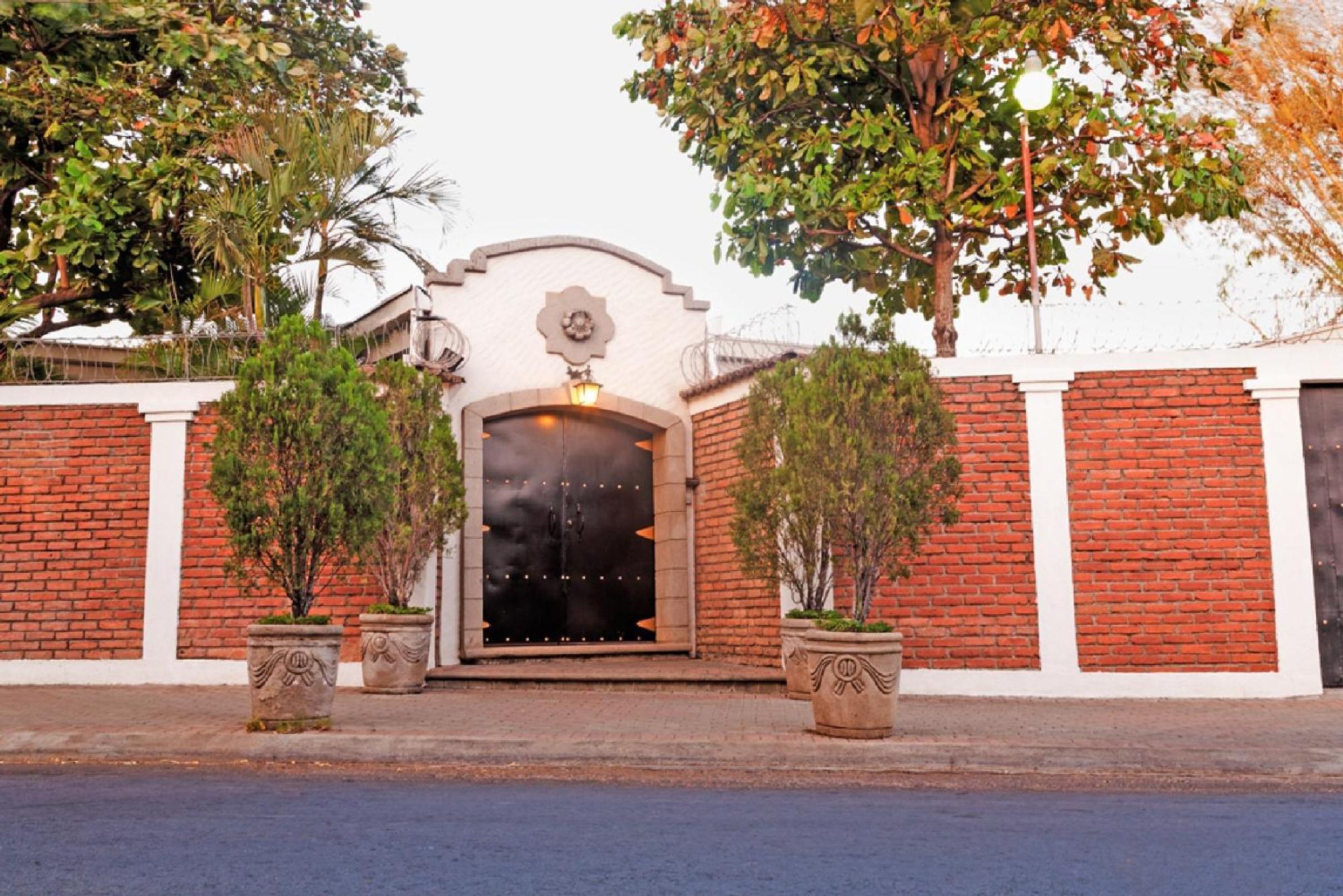 Hotel El Almendro Μανάγκουα Εξωτερικό φωτογραφία