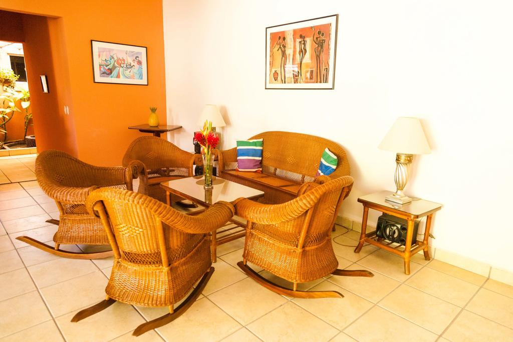 Hotel El Almendro Μανάγκουα Εξωτερικό φωτογραφία