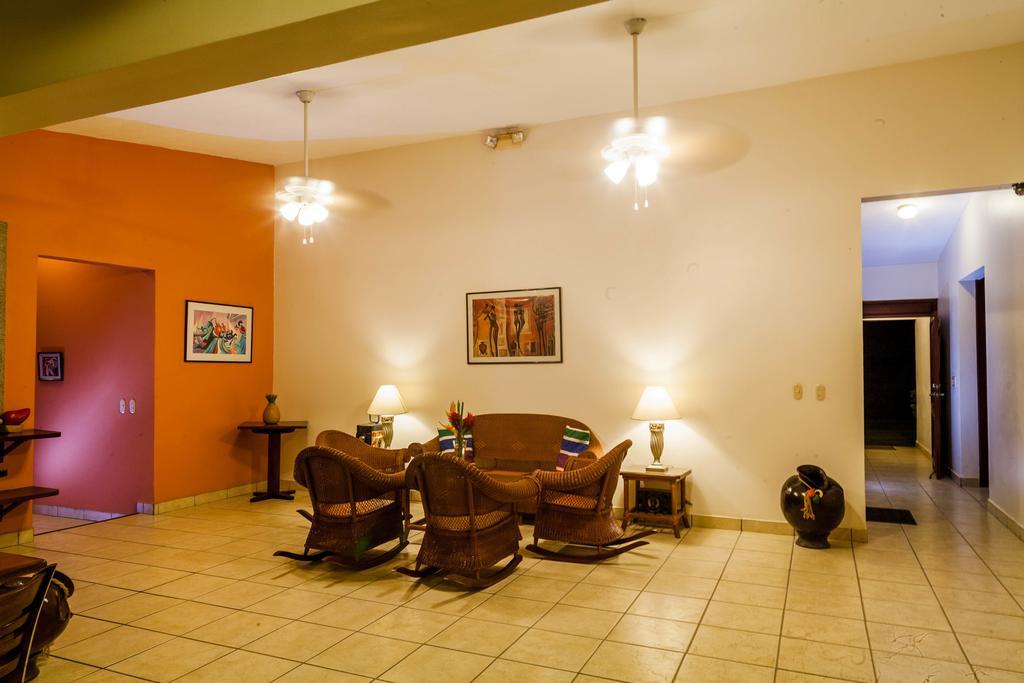 Hotel El Almendro Μανάγκουα Εξωτερικό φωτογραφία