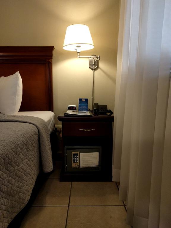 Hotel El Almendro Μανάγκουα Εξωτερικό φωτογραφία