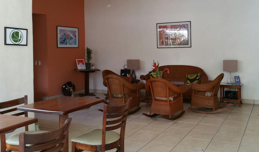 Hotel El Almendro Μανάγκουα Εξωτερικό φωτογραφία