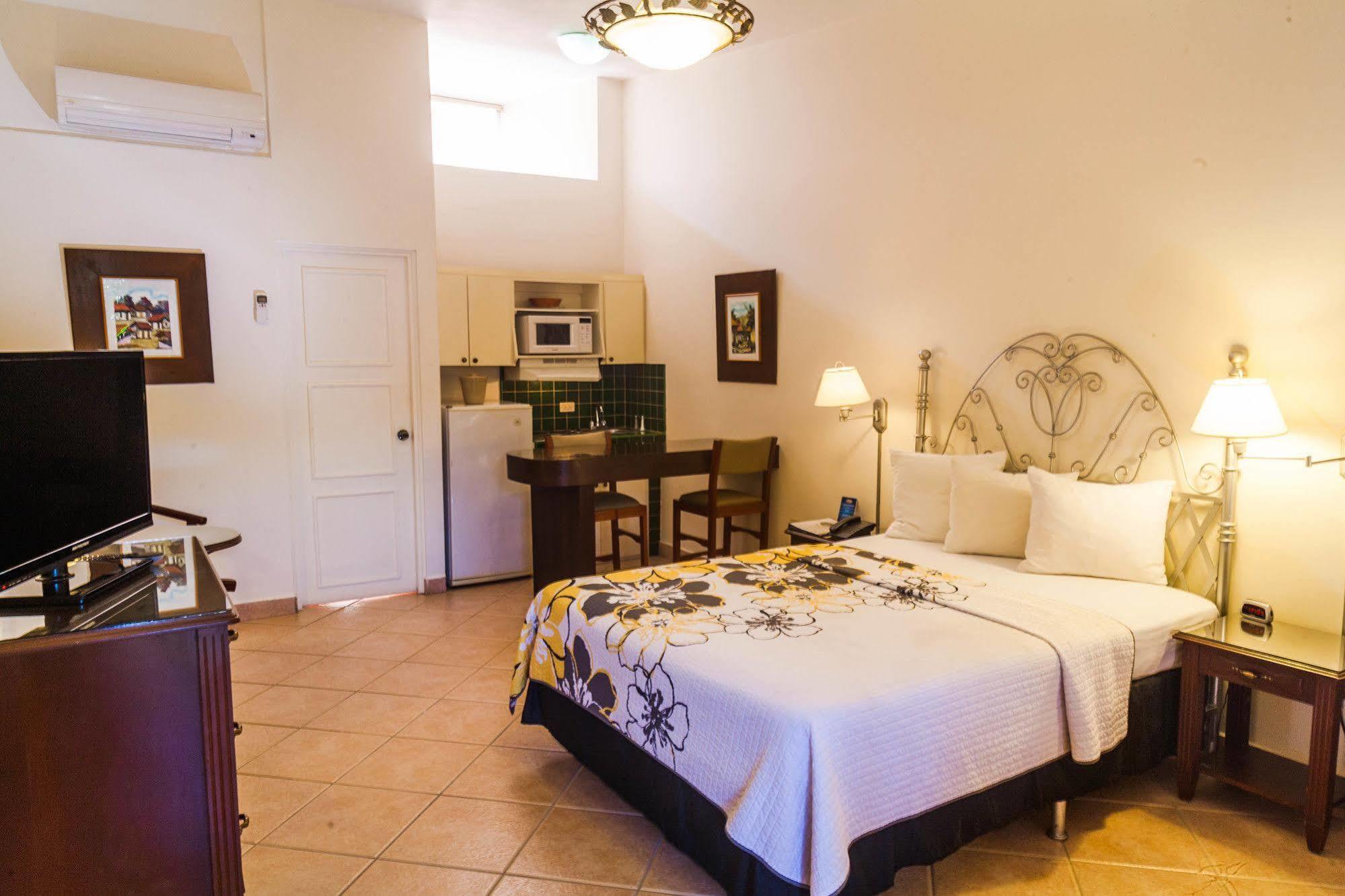 Hotel El Almendro Μανάγκουα Εξωτερικό φωτογραφία