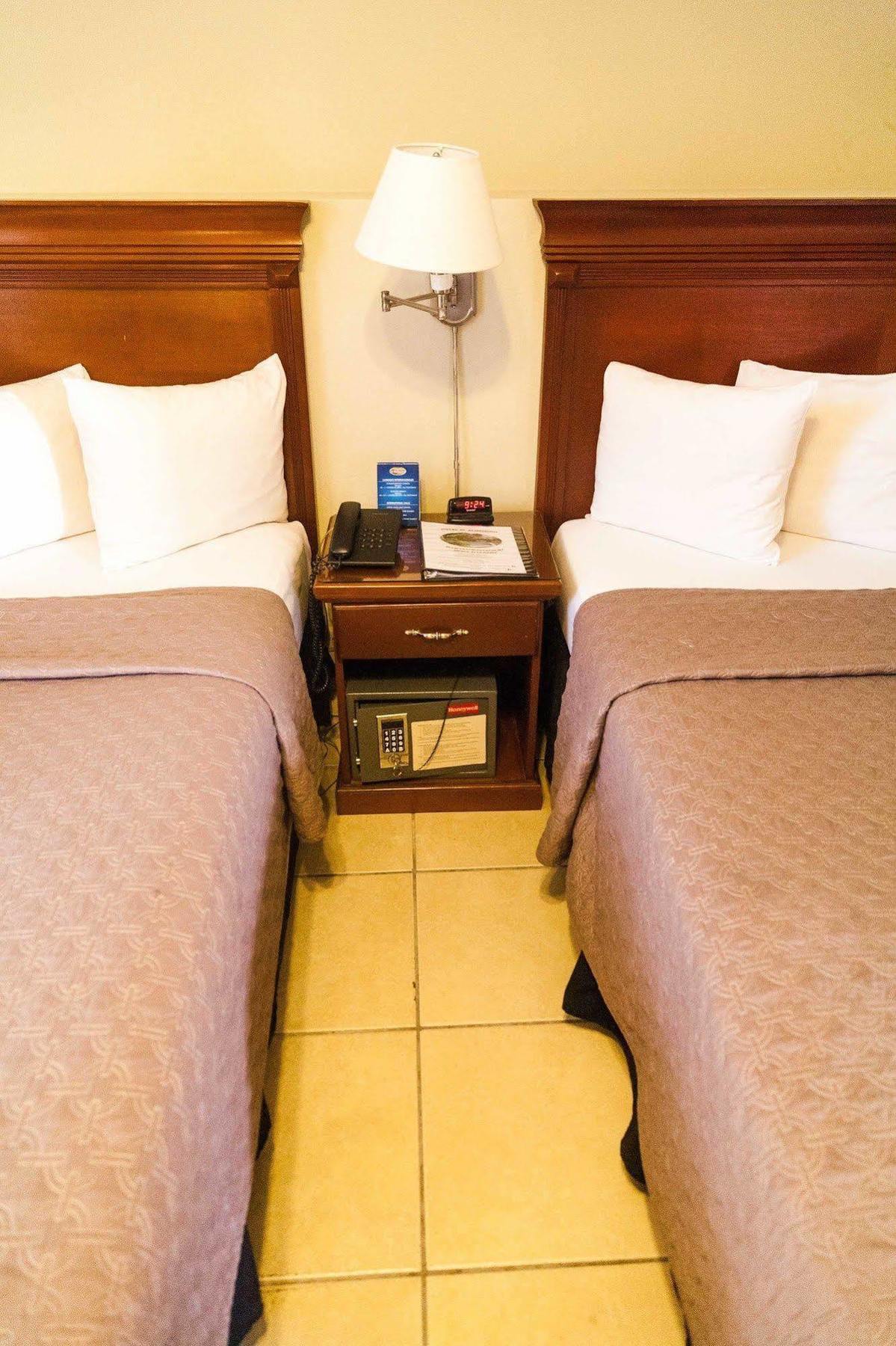 Hotel El Almendro Μανάγκουα Εξωτερικό φωτογραφία